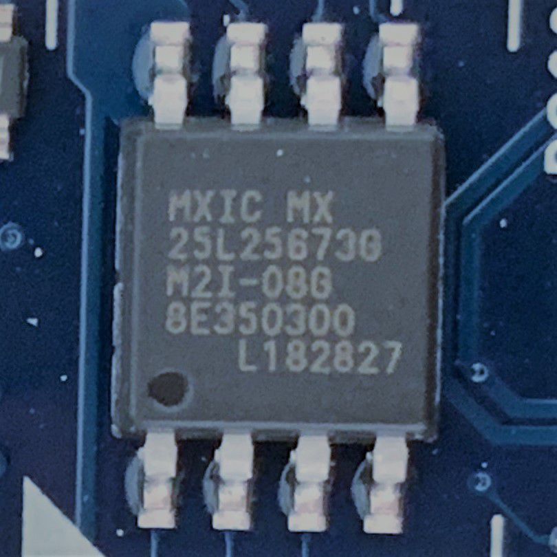 MXIC 25L256.